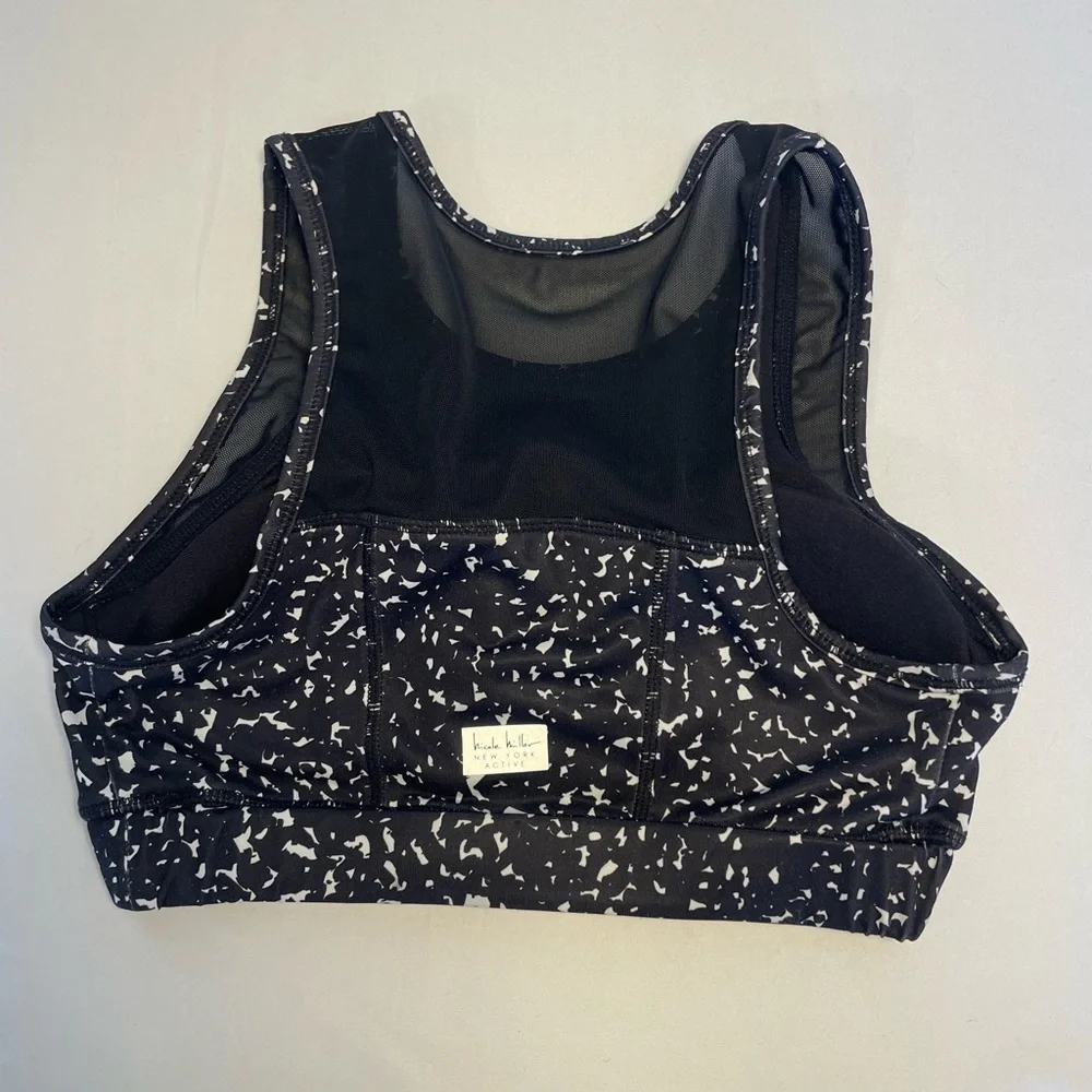 Nicole Miller Black and White Speckled Sports Bra‎
